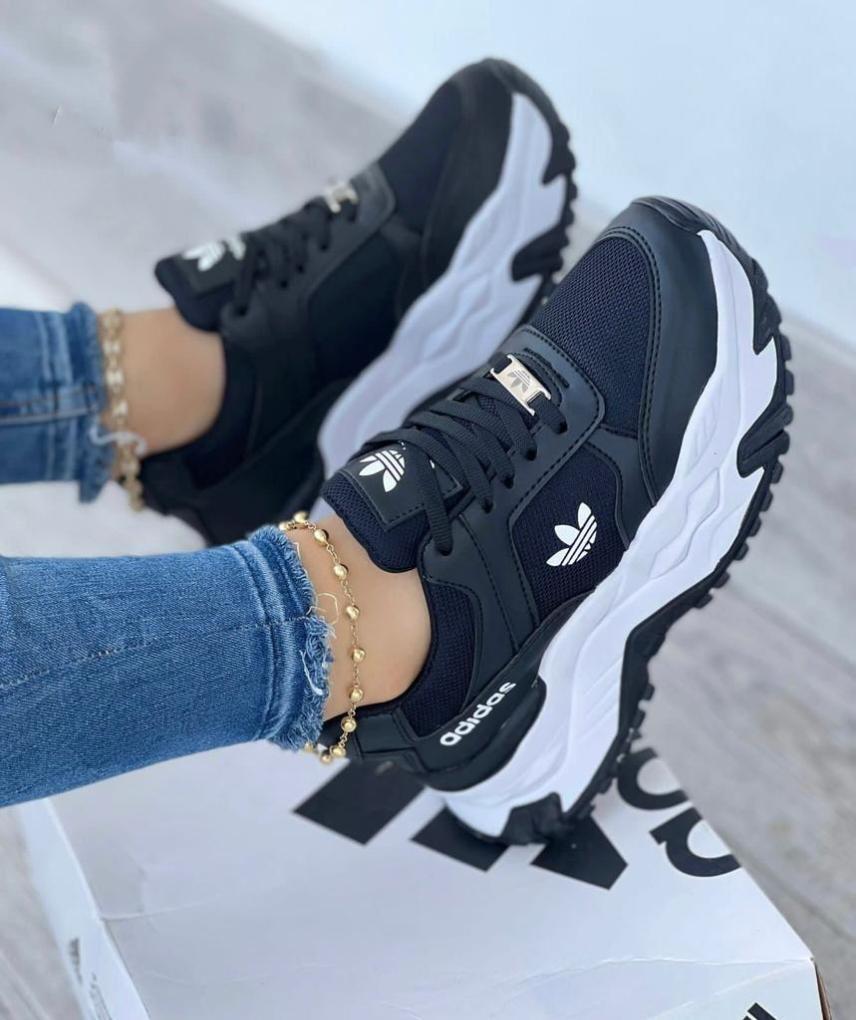 Zapatillas Adidas para Mujer - Estilo, Confort y Rendimiento en Cada Paso